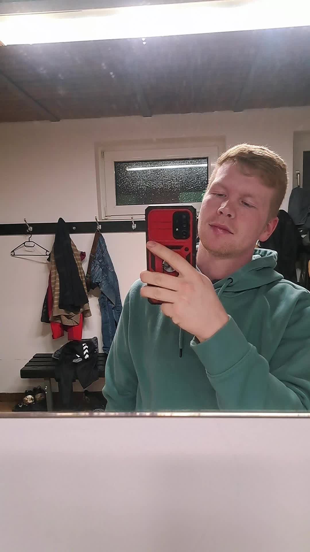 @lee_shane_riley