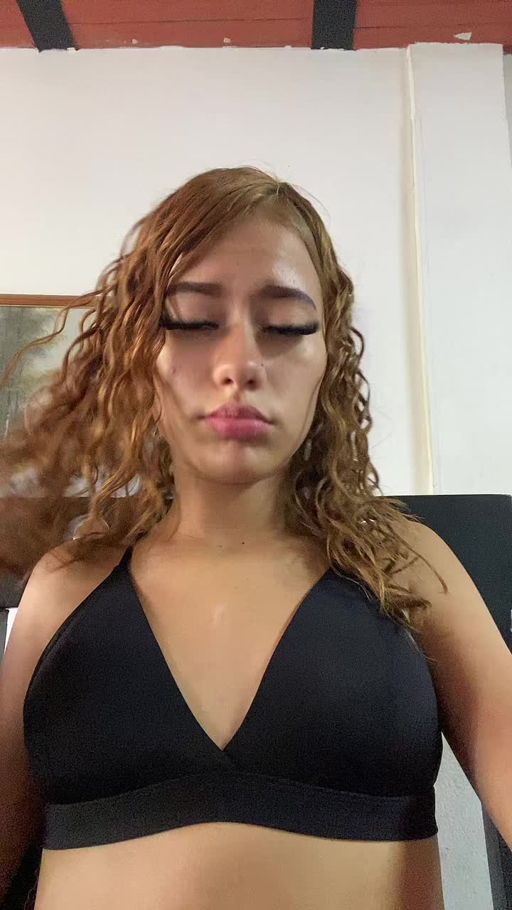 @Mila🍭.!