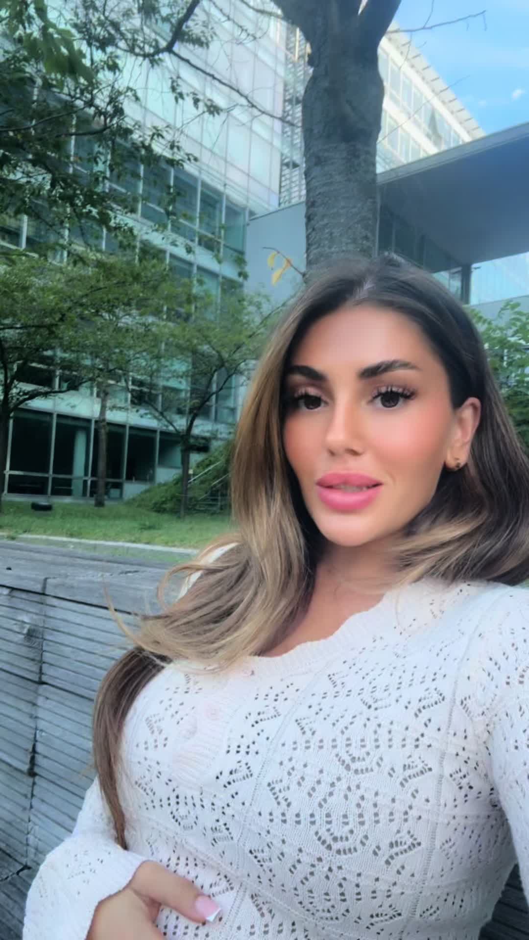 @B.D