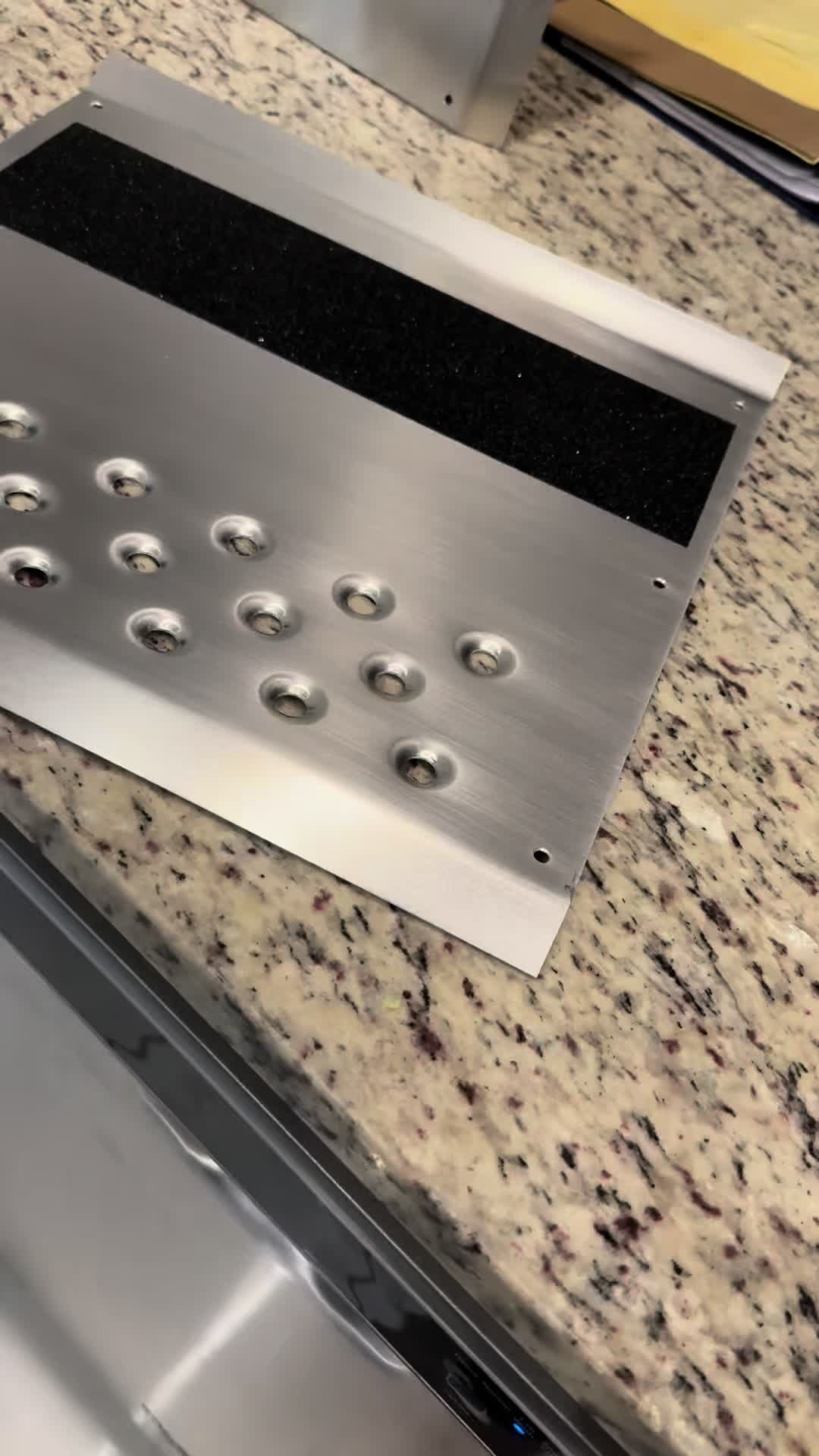 @AG