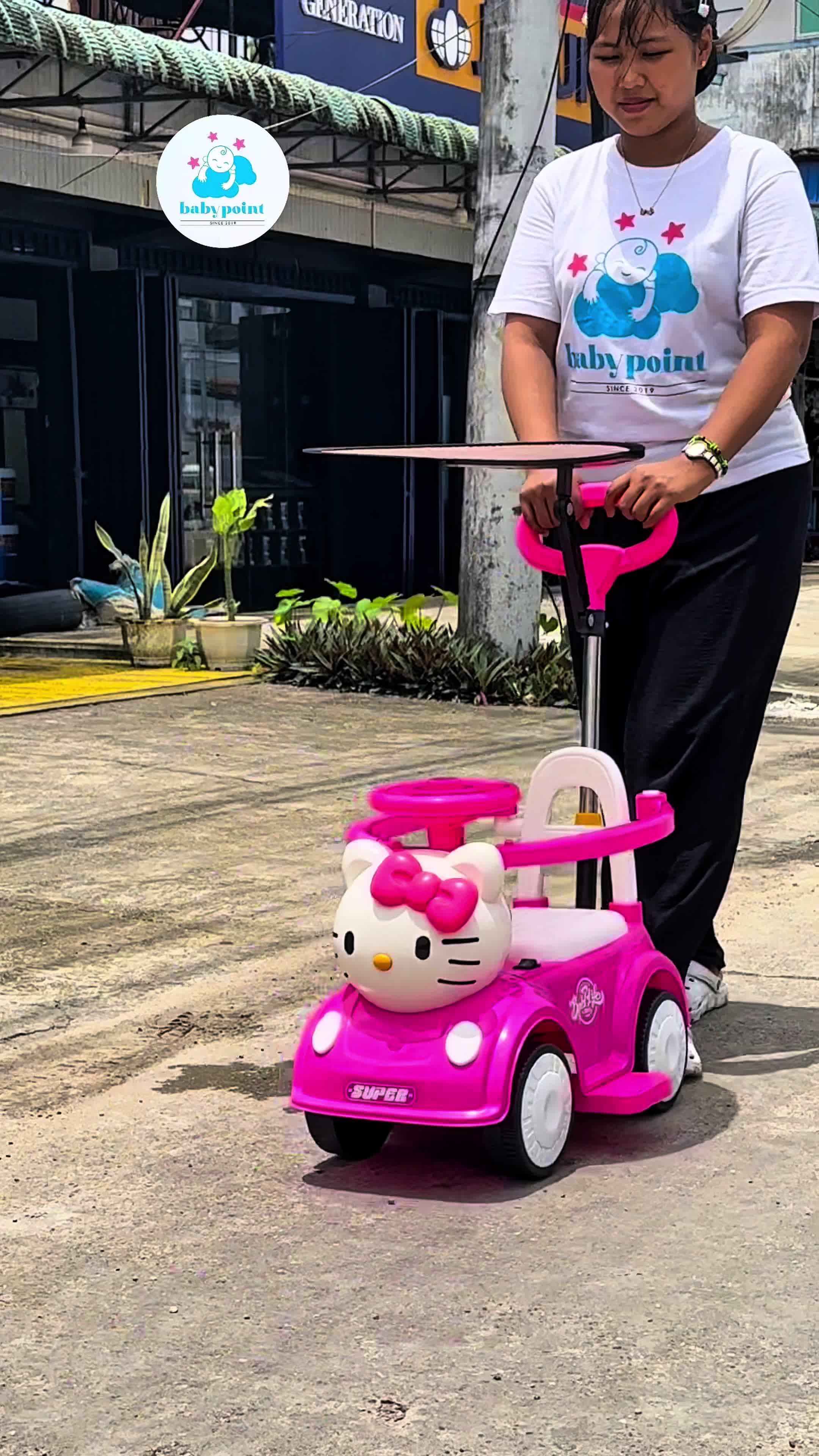 @Baby Point Kids Car Showroom