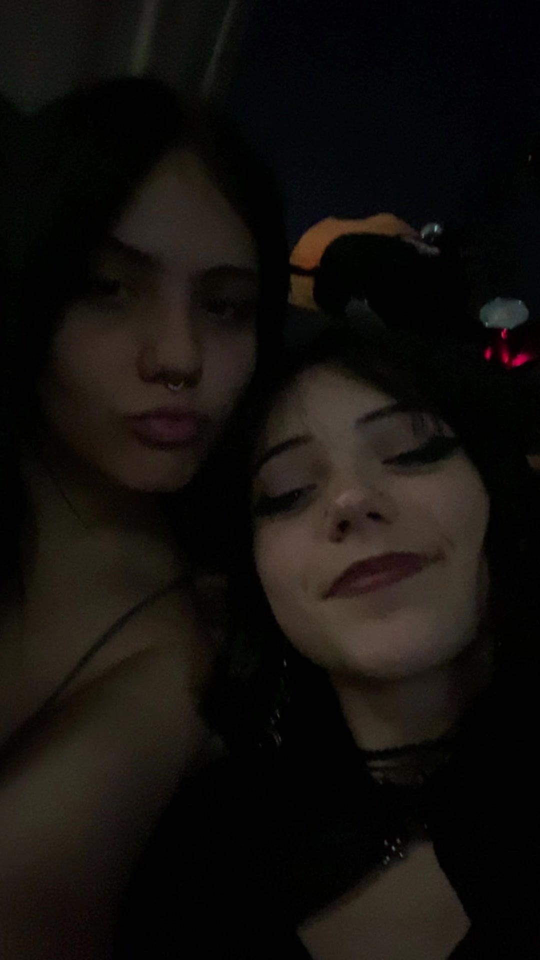 @lea ren 🖤