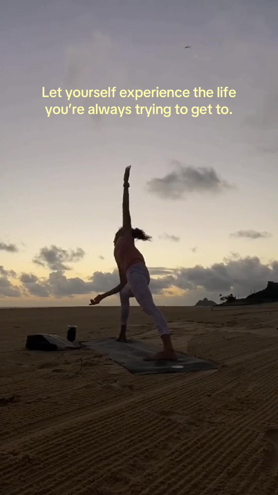 @Sarah Bublavy | Yoga + Fitness