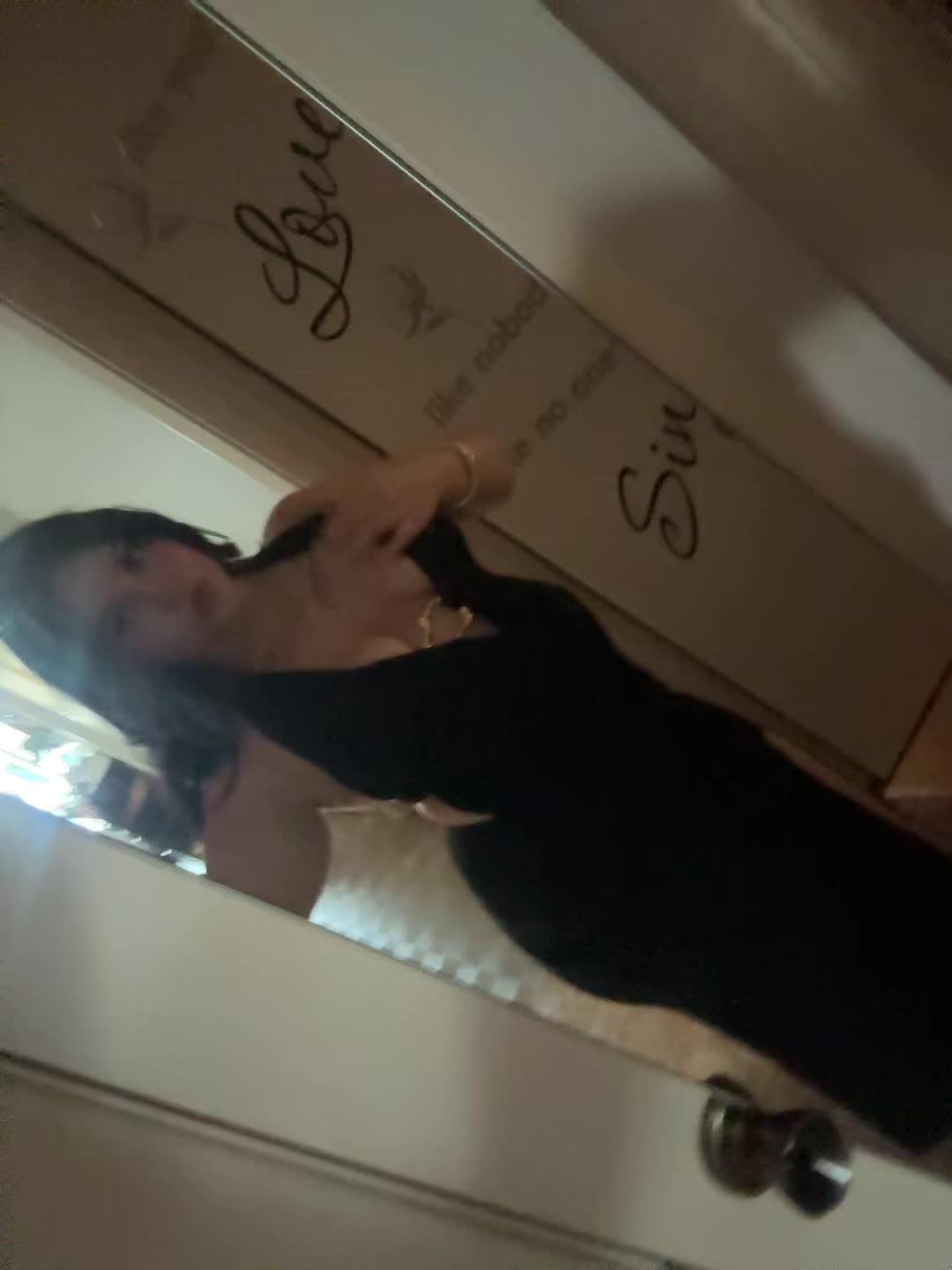 @𝓪𝓷𝓲𝓴𝓪