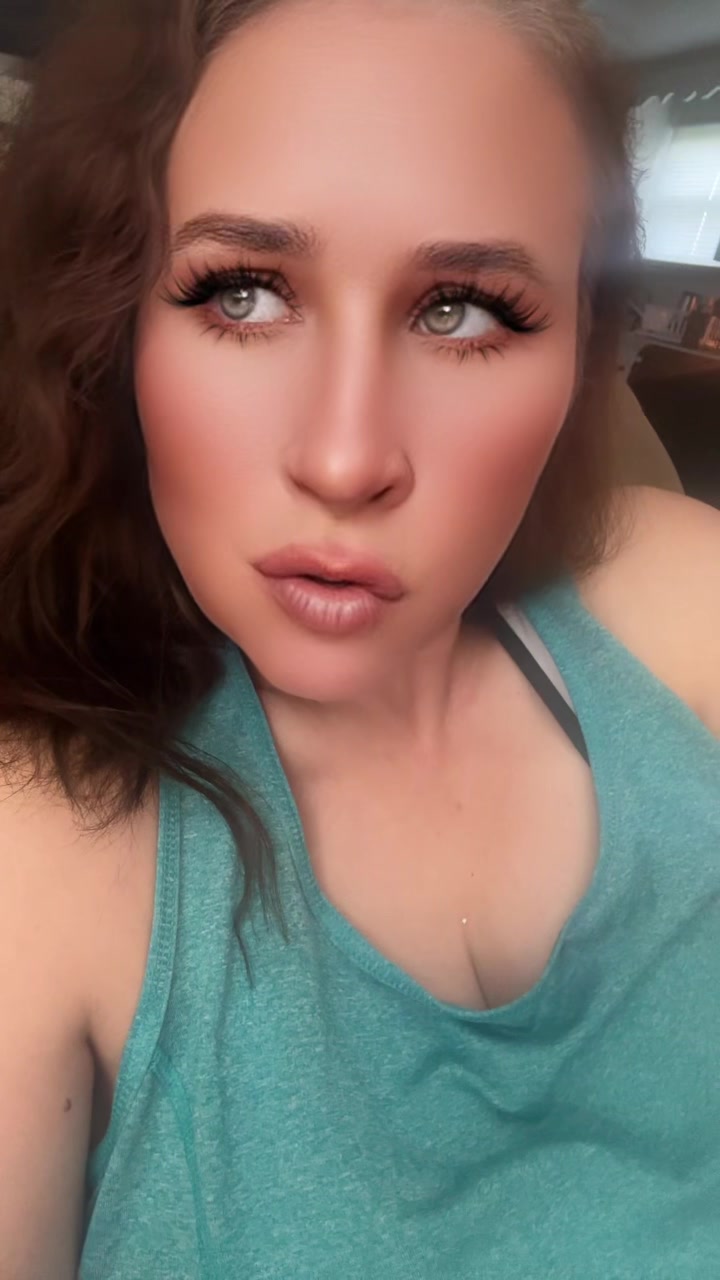 @_Angela_Lynn