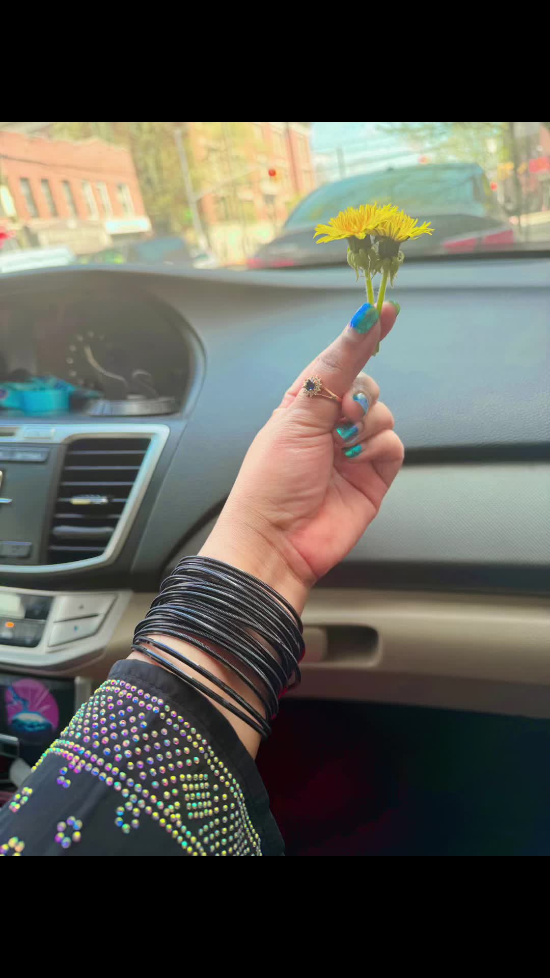 @Salma sunny 🌞