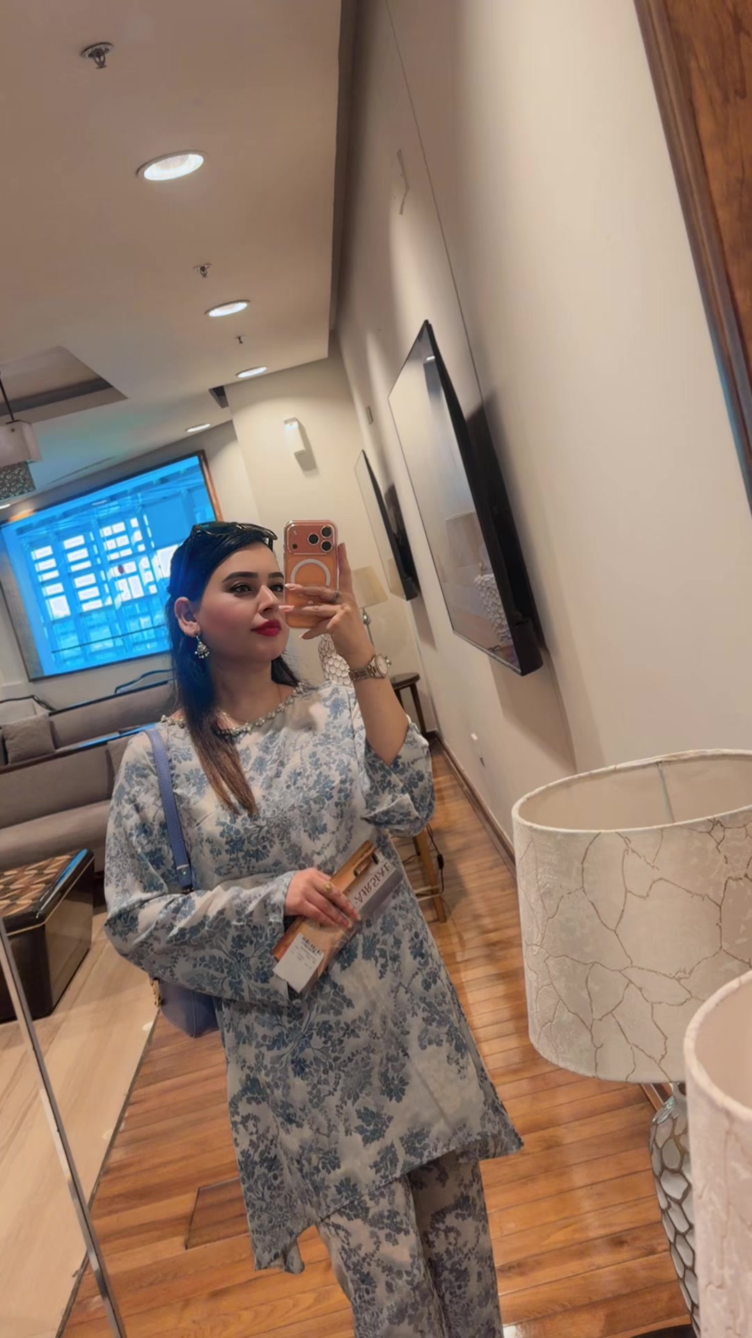 @Ash Abbasi official