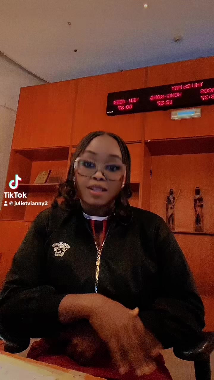 @julietvianny2