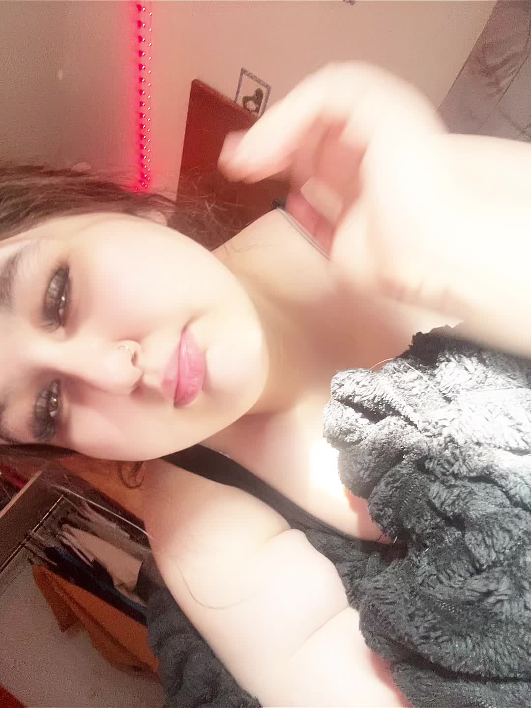 @theyluvshi18