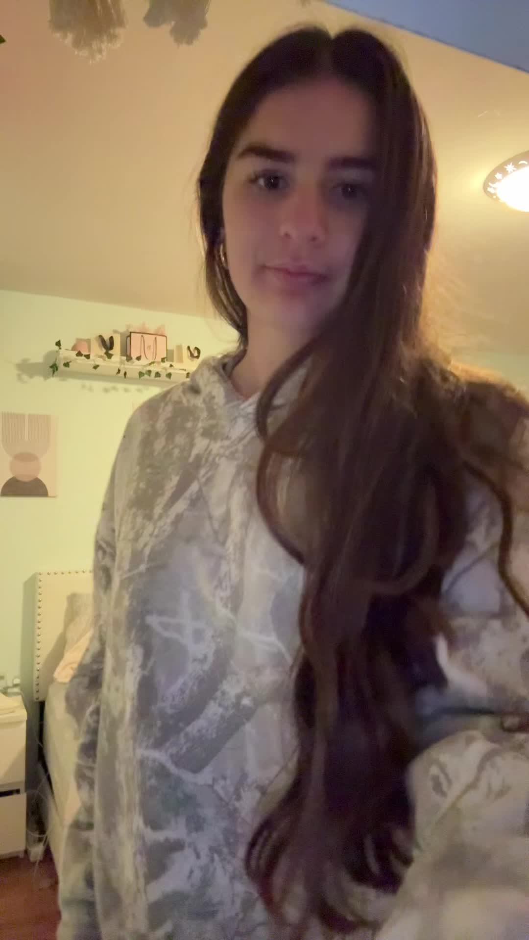 @Ava Violet