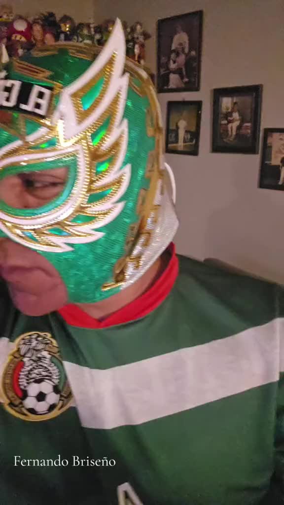 @Mexicanito