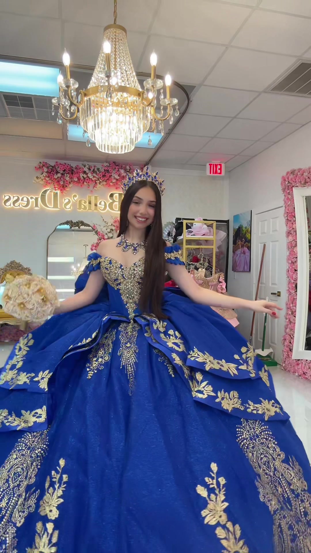 @Bella&rsquo;s Dress Boutique