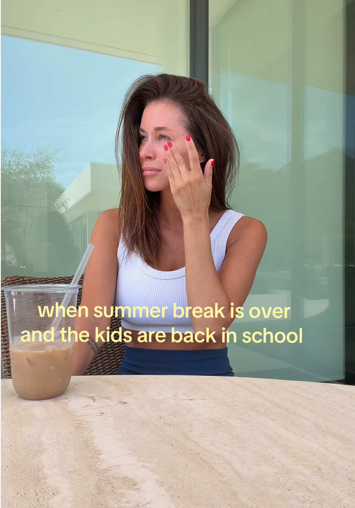 @jessicanavratil_