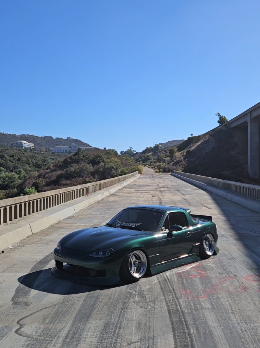 @Moist_Yata