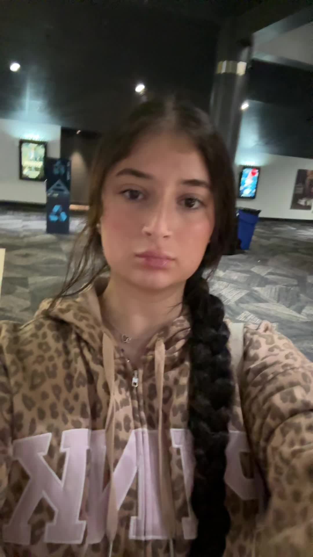 @Sofia