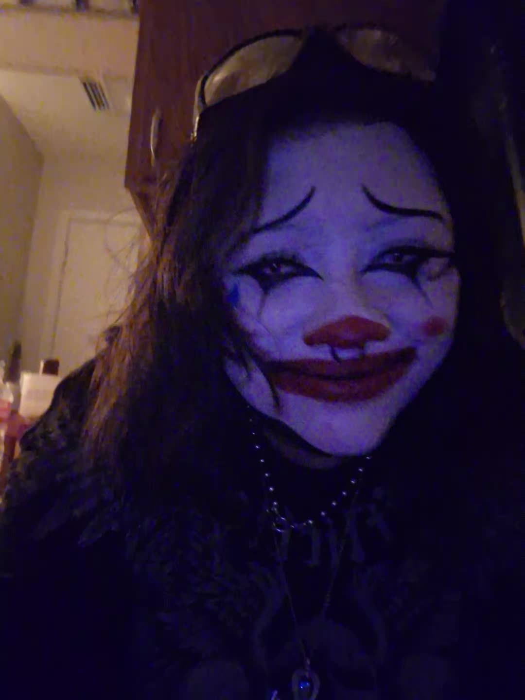 @ClownGutz🤡