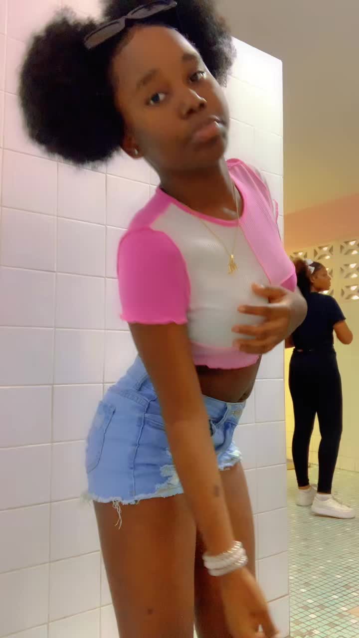 @Angel Aiyana