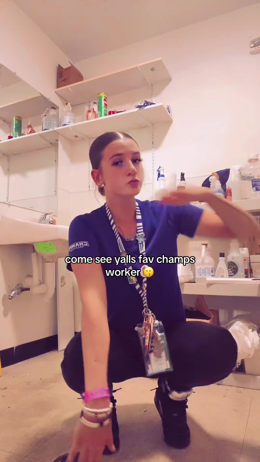 @👻.