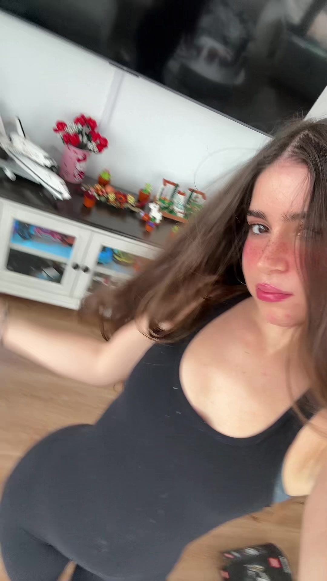@ladyyrainicorn