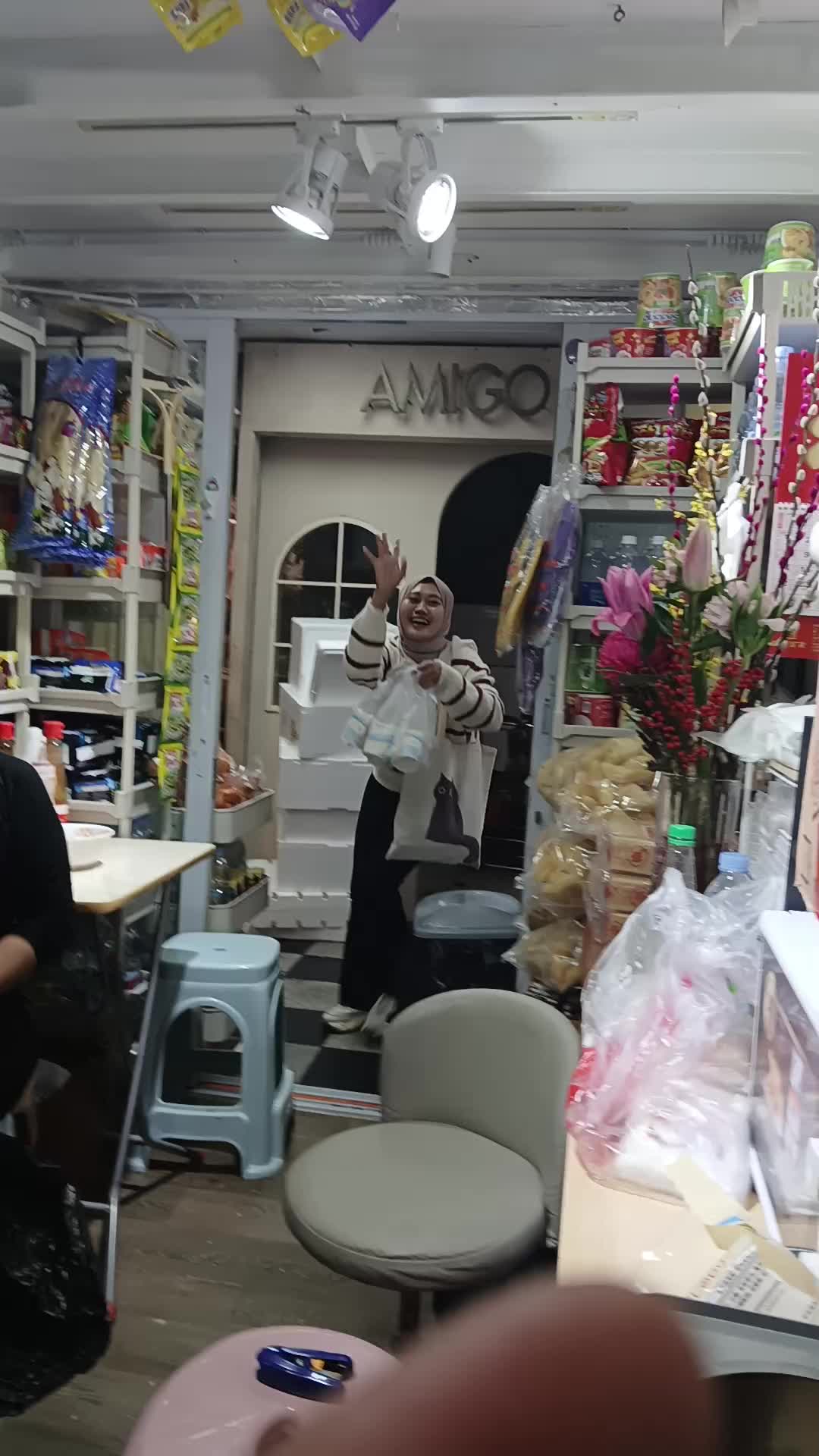 @Mak Cik
