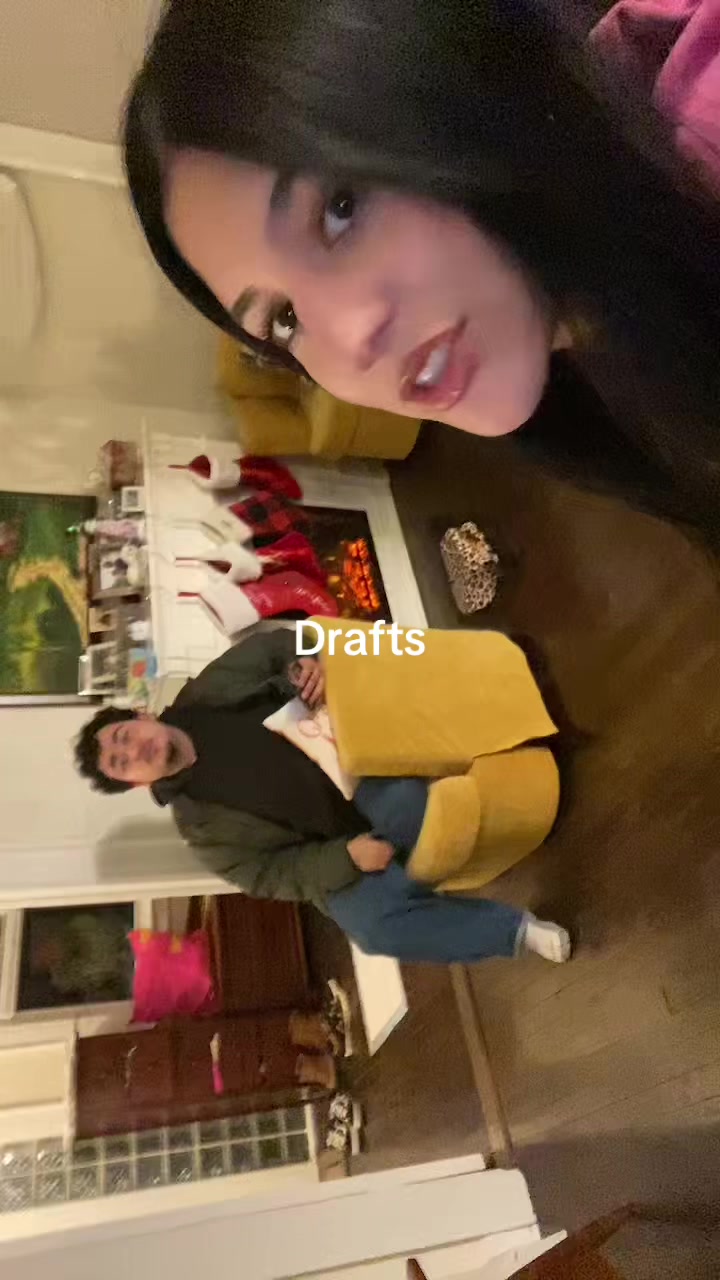 @Malena