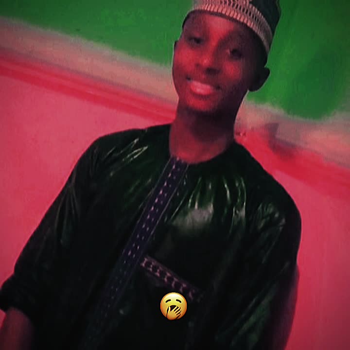 @KHAMEELOU😍