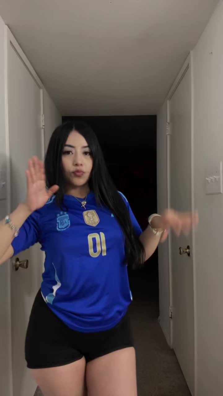 @Emii🍇