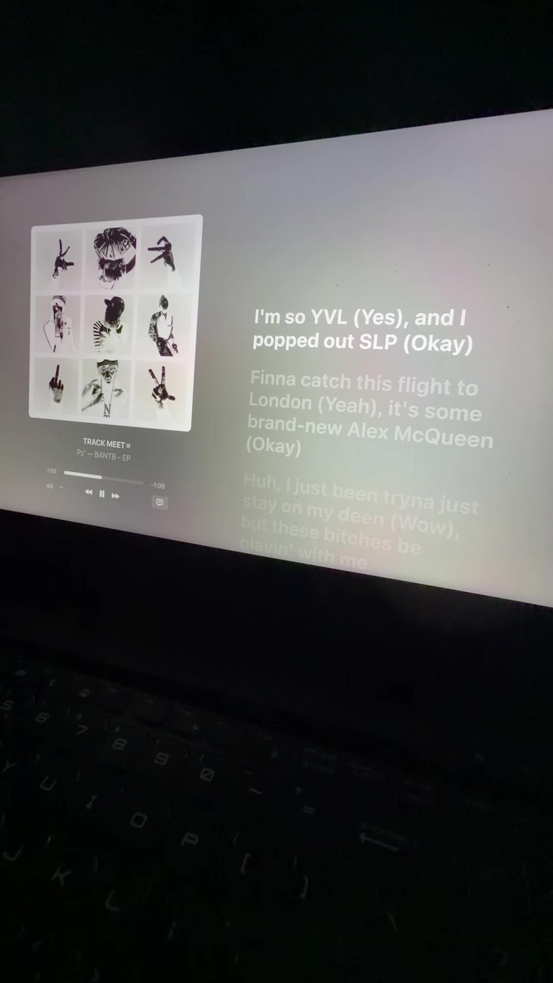 @msilaptoplyrics