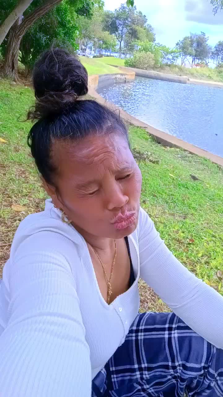 @Yoli Melson
