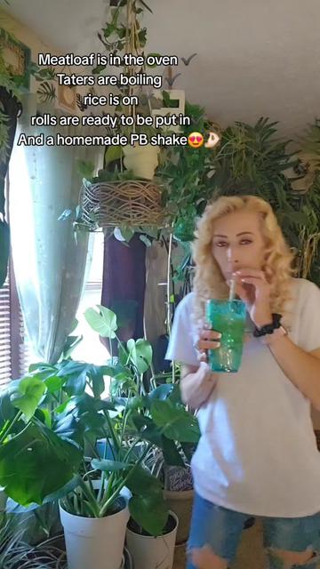 @Jewelzz