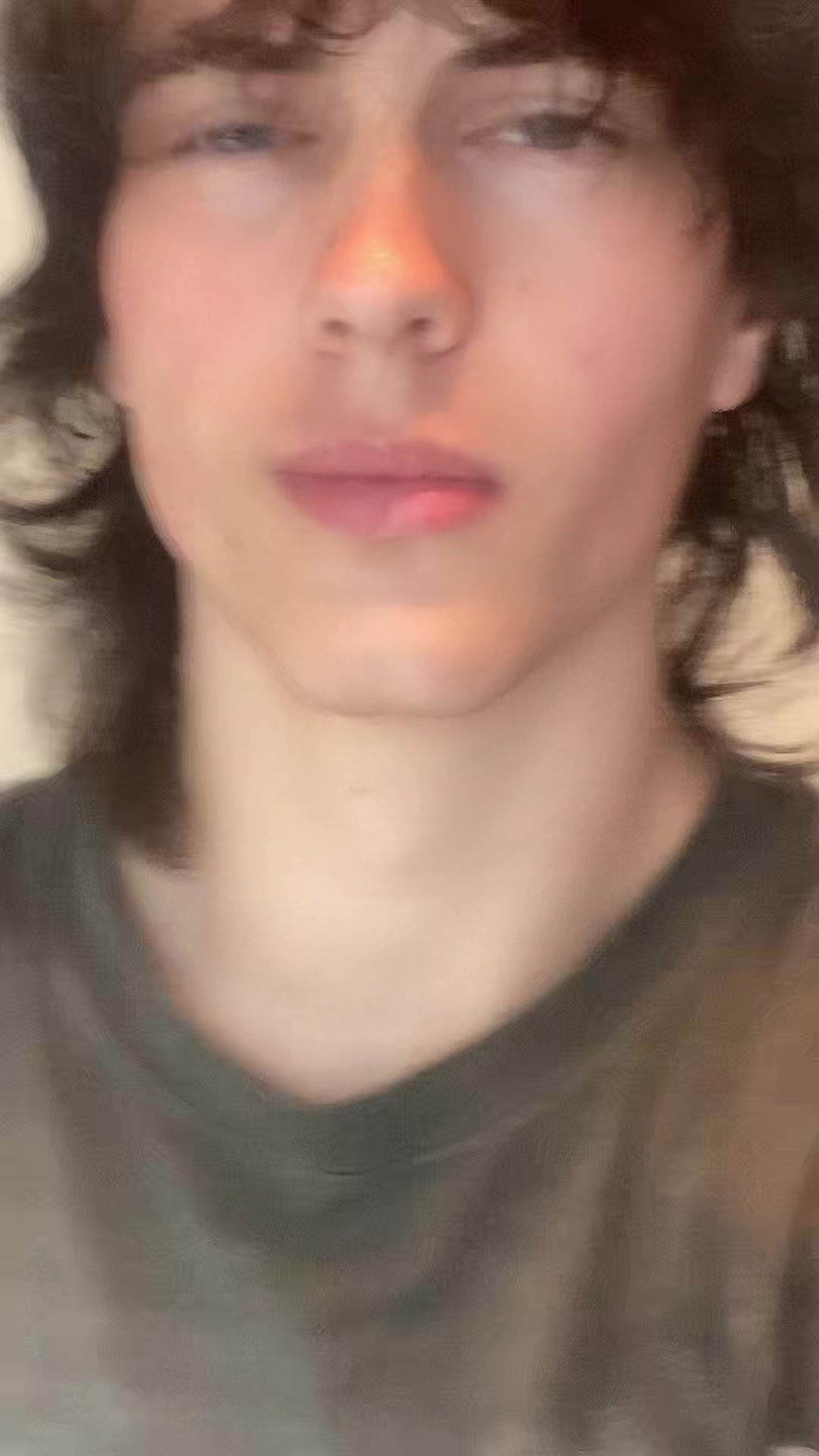 @colin.