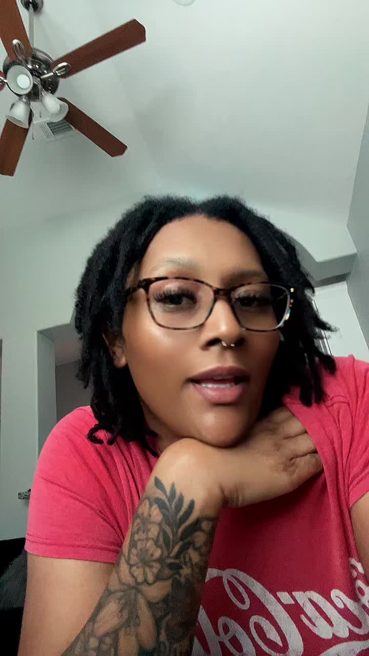 @pretty__younique