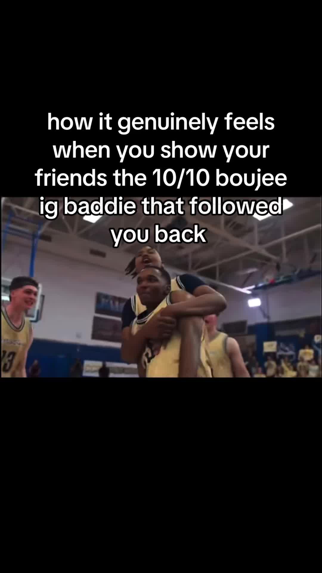 @[　]