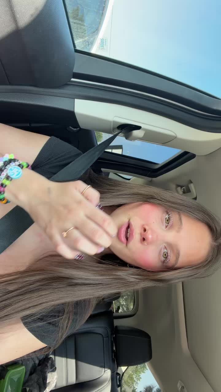 @ashlyn