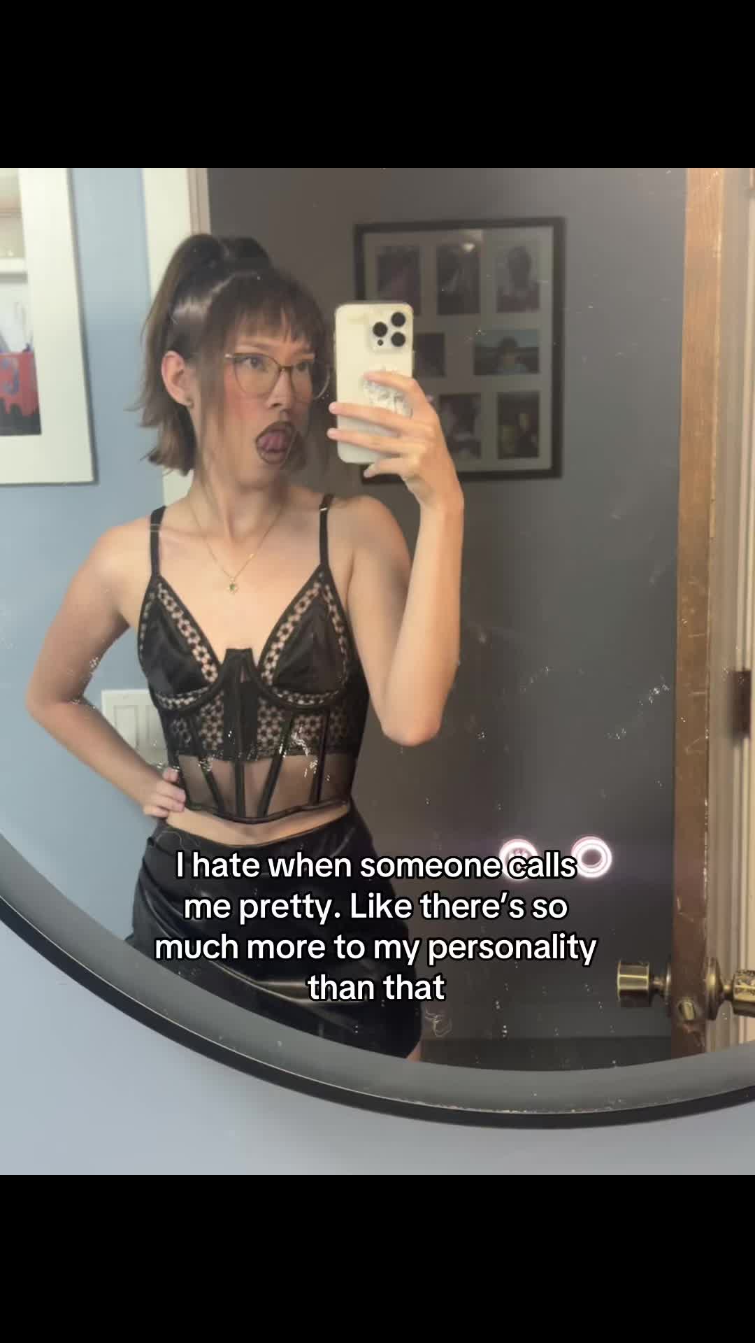 @theblindbitch