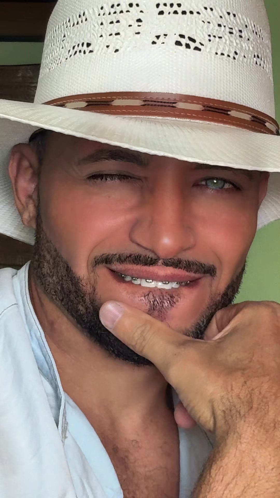 @cesar santos 🤠