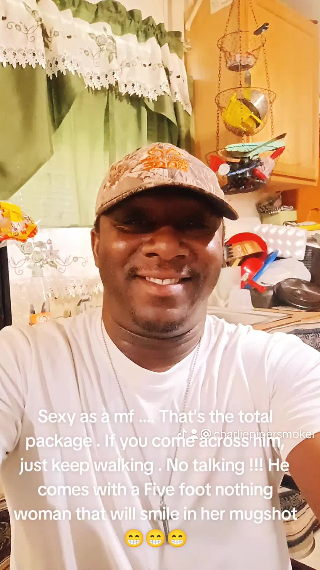 @🥴😭😂😁