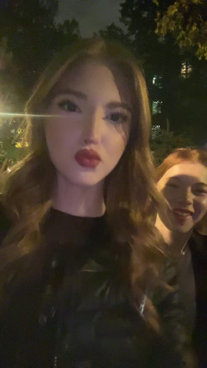 @мельникова