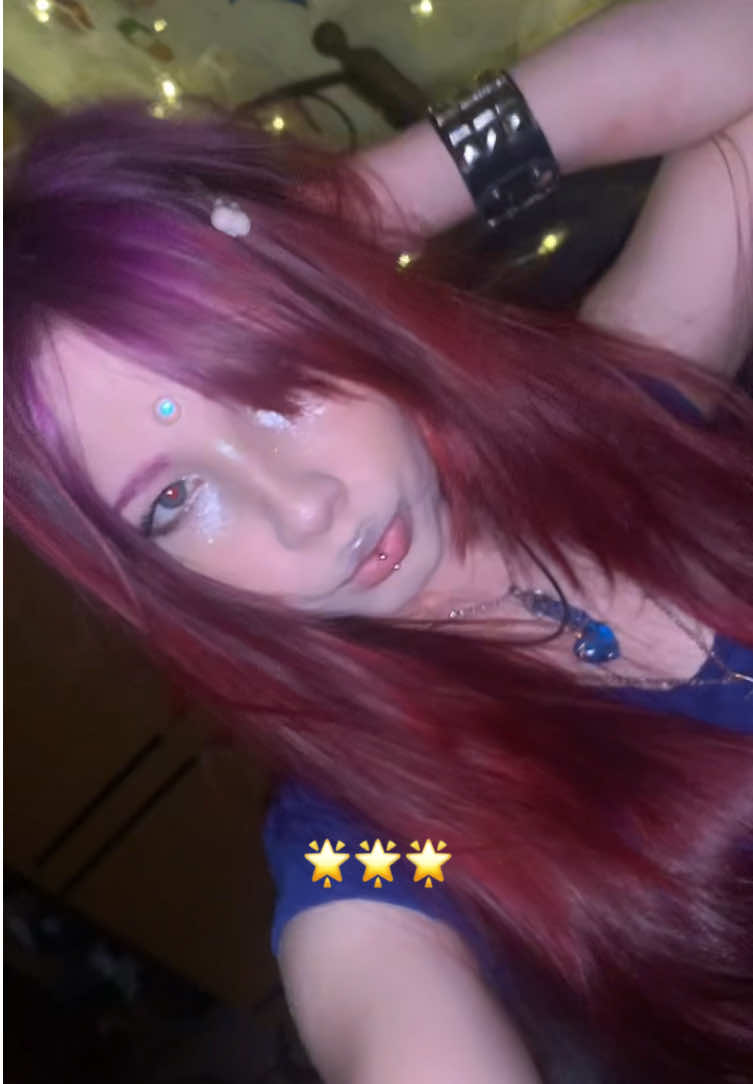 @🦴🧟♀️🧟♀️🦴