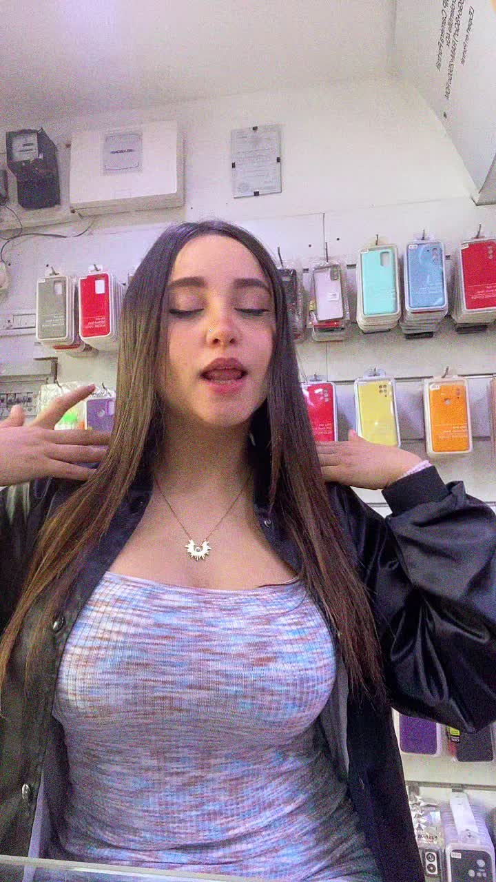 @farah_chaouikha_