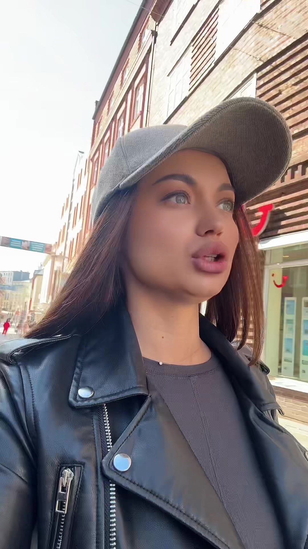 @Yana