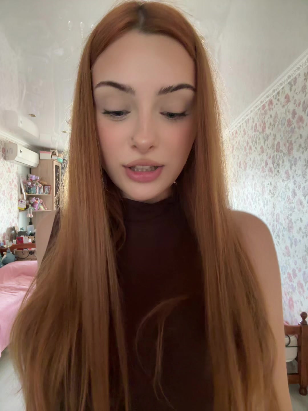 @аневикс