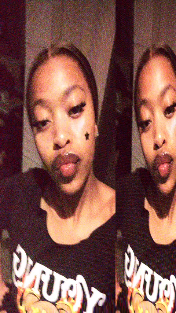 @🎀H A Z I E E Y🎀
