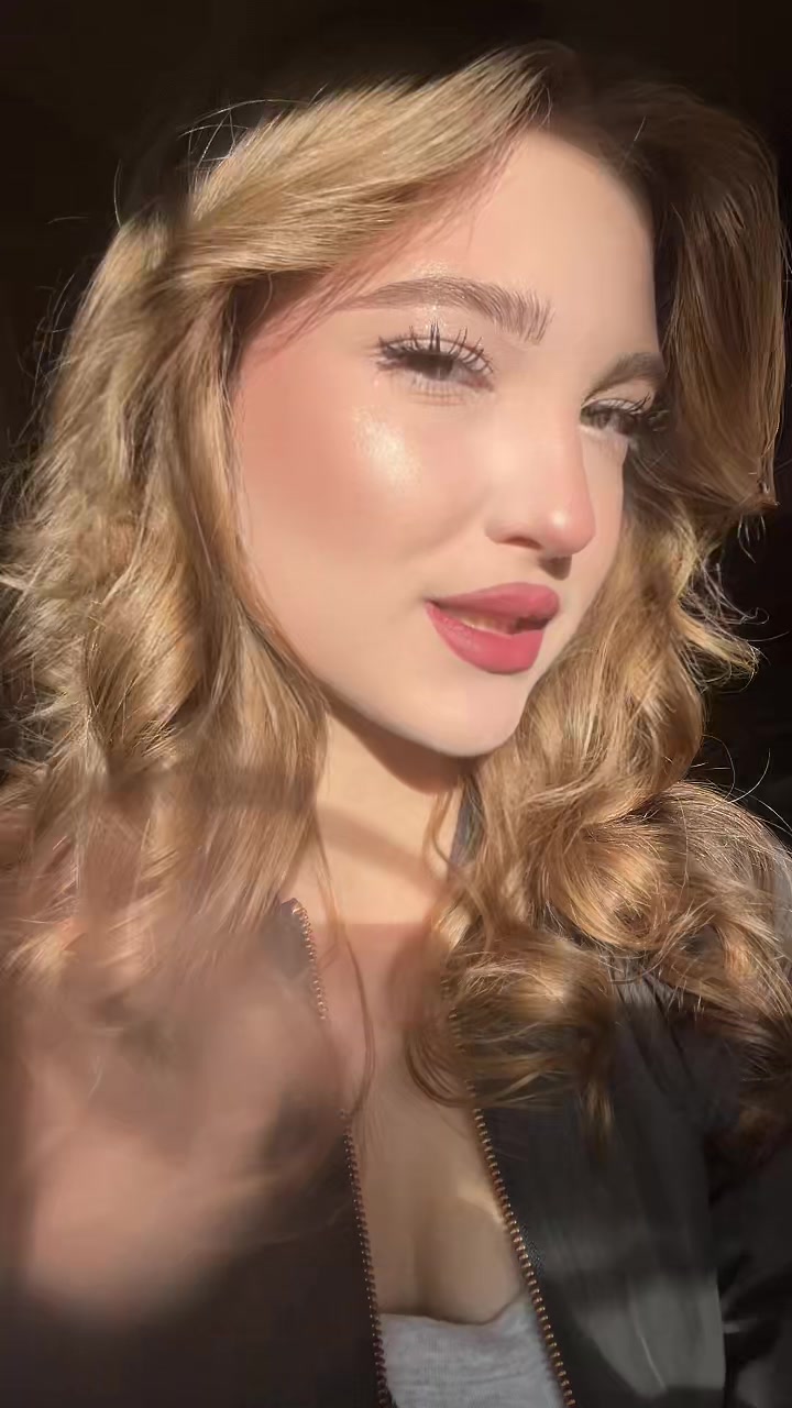 @мельникова