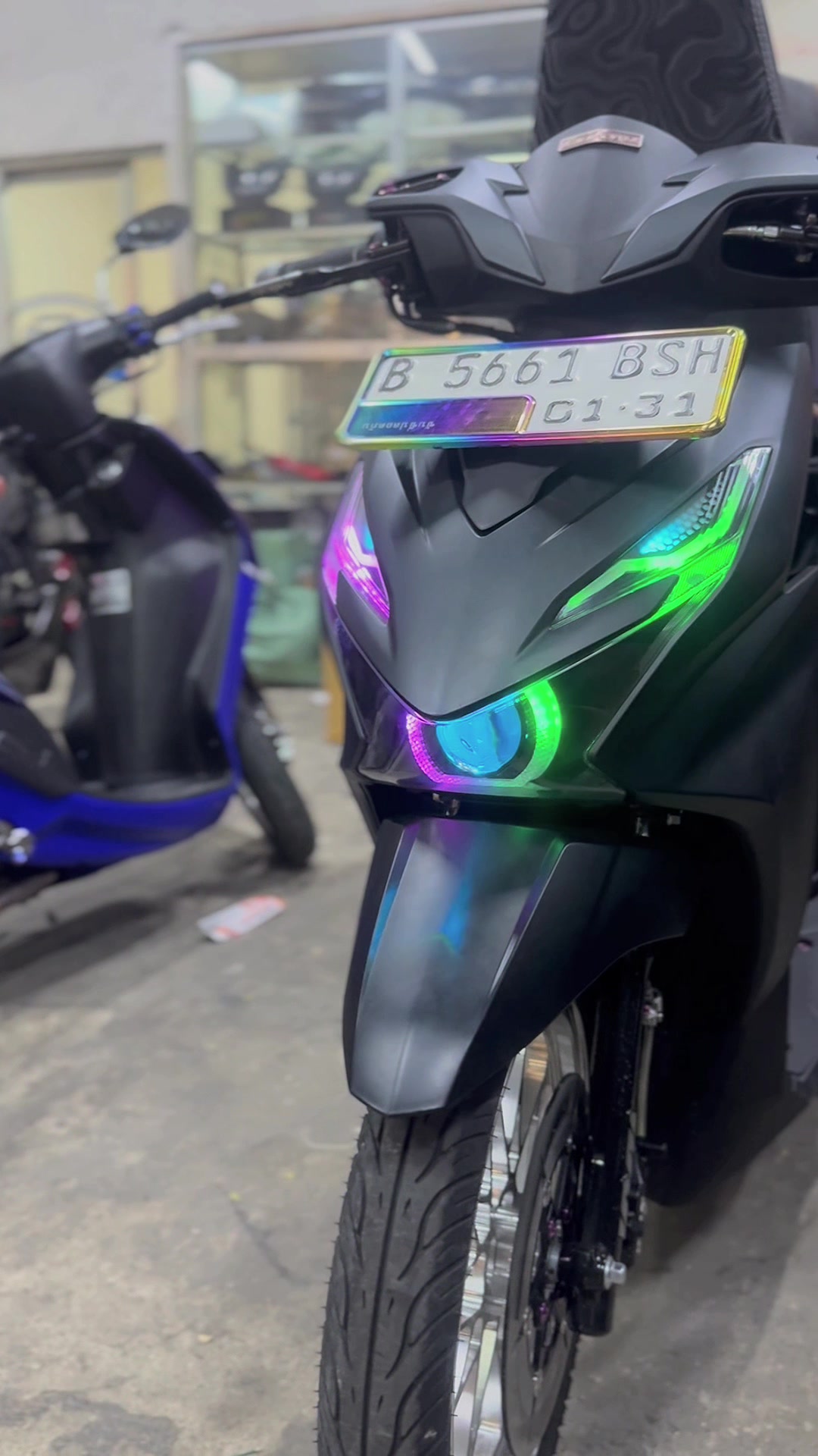@MATRIX PROJECTOR
