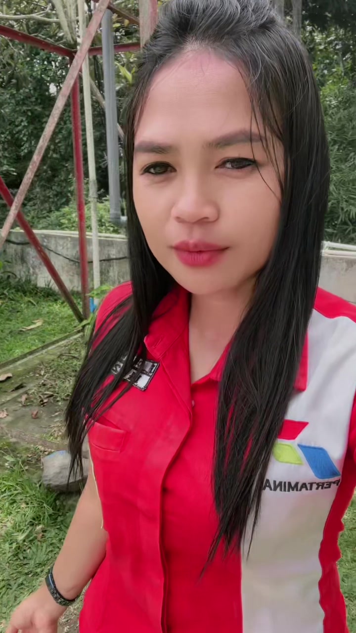 @Cewek pom🤪