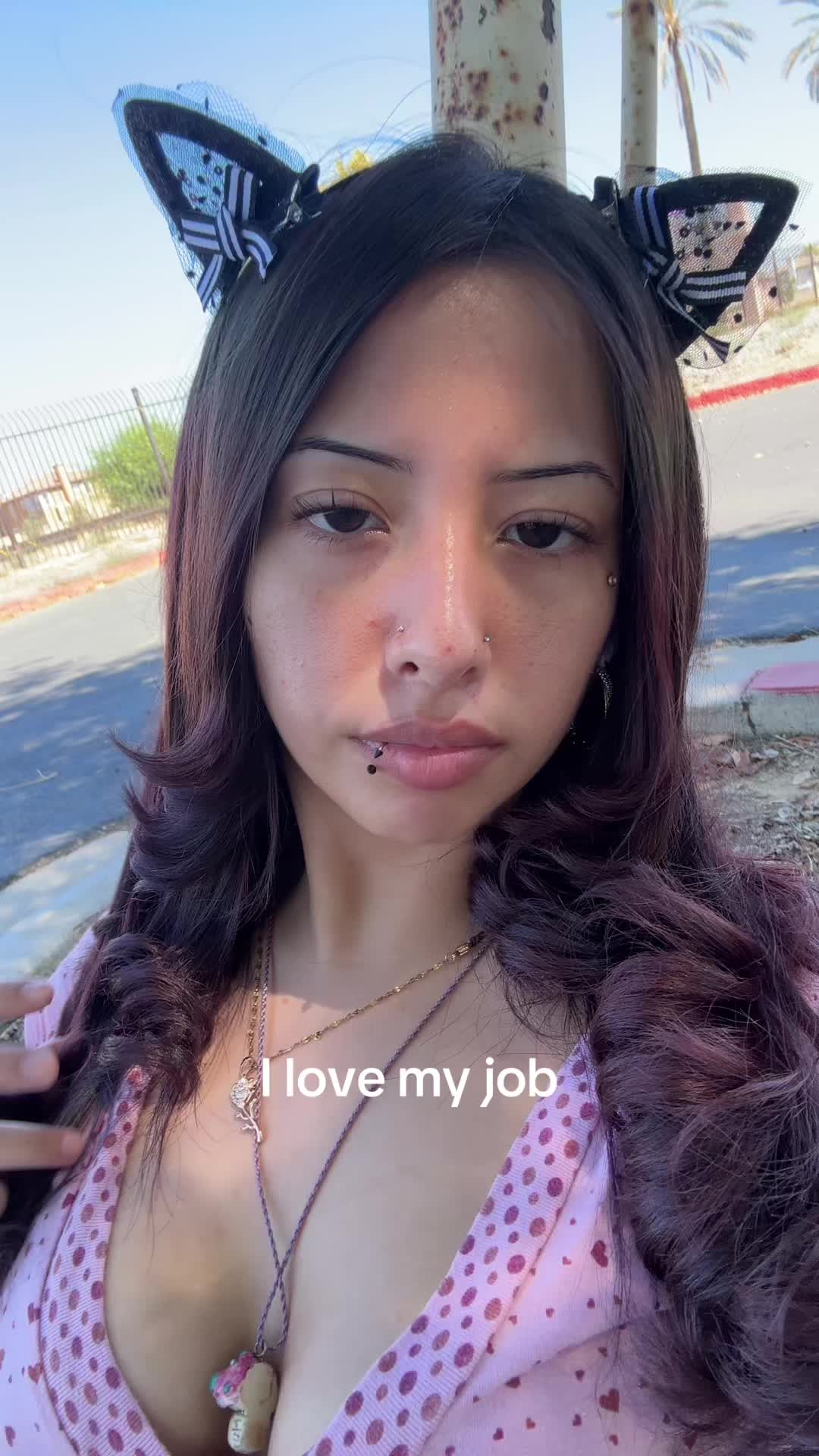 @M