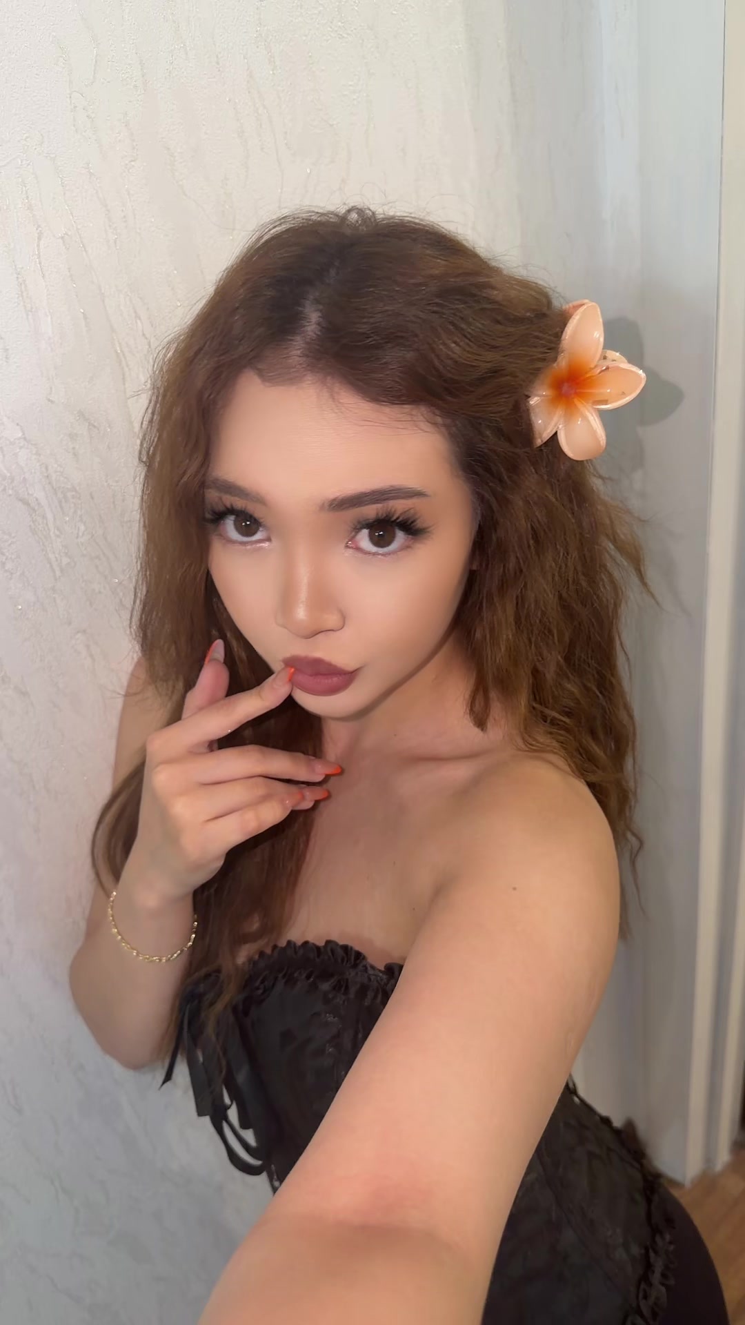 @fakosssia