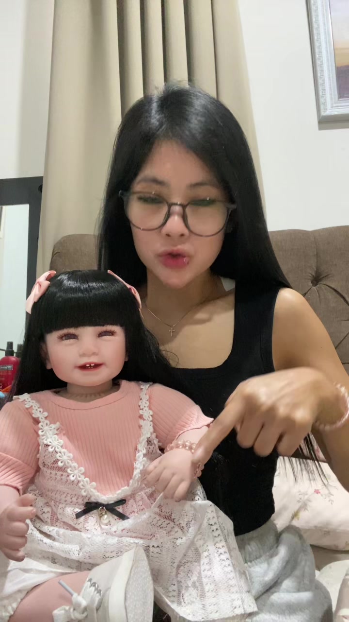 @FLO 🧸🍭