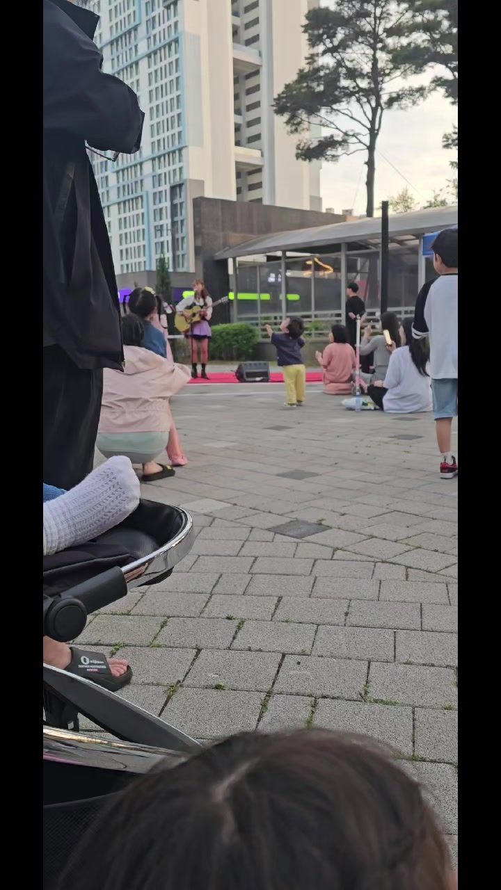 @yuna yujun omma 👨👩👧👦